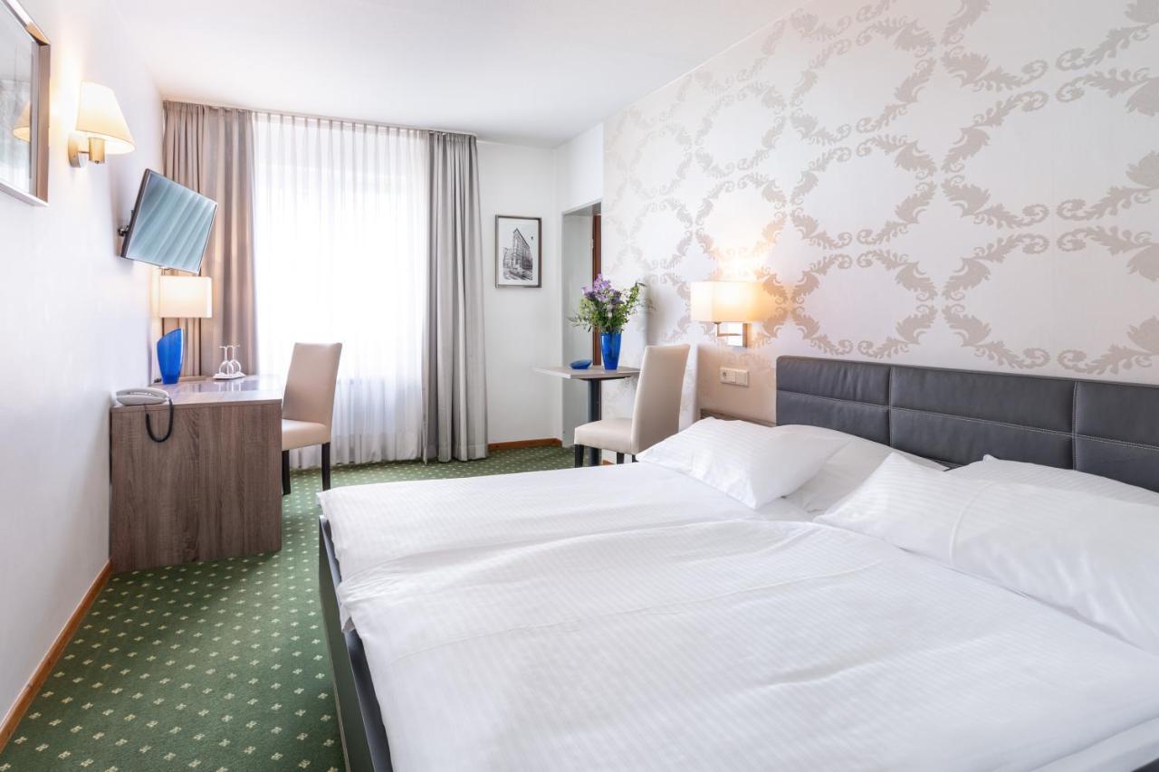 Hotel Alte Post Krefeld Buitenkant foto